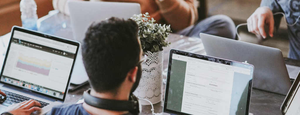 Jak Facebook Ads pomogły nowemu startupowi technologicznemu zdobyć klientów?