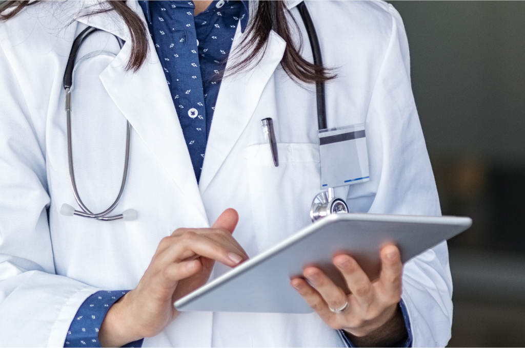 Jak wykorzystujemy marketing szeptany w promocji lekarzy?